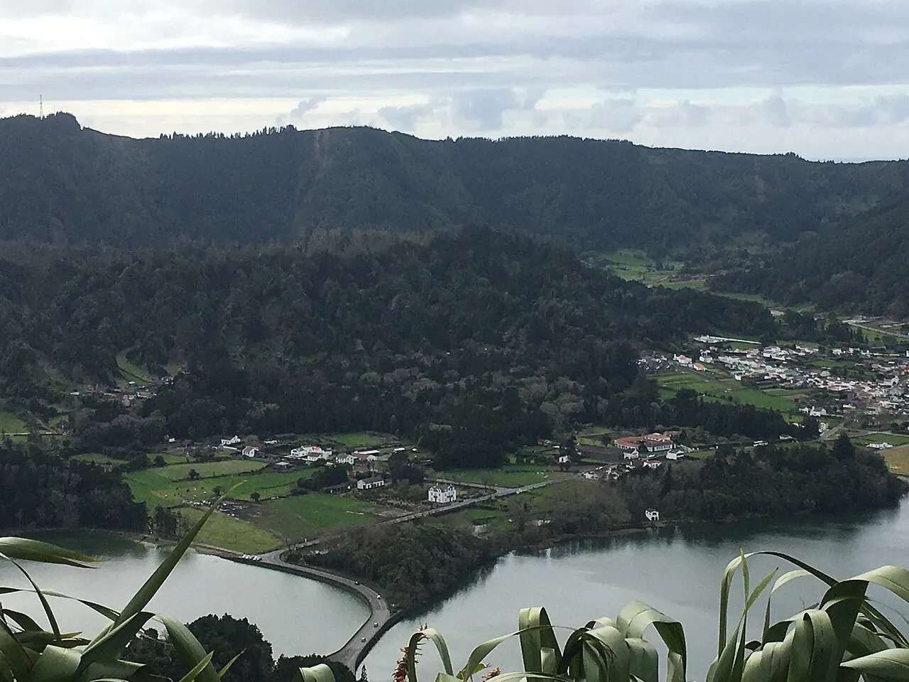 Paysage de Sete Cidades sur São Miguel aux Açores